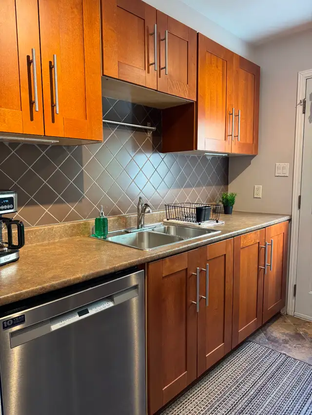 New Listing  ||  21B Woodvale Green (3 Bed / 2 Bath) - $329,000 - Photo 6