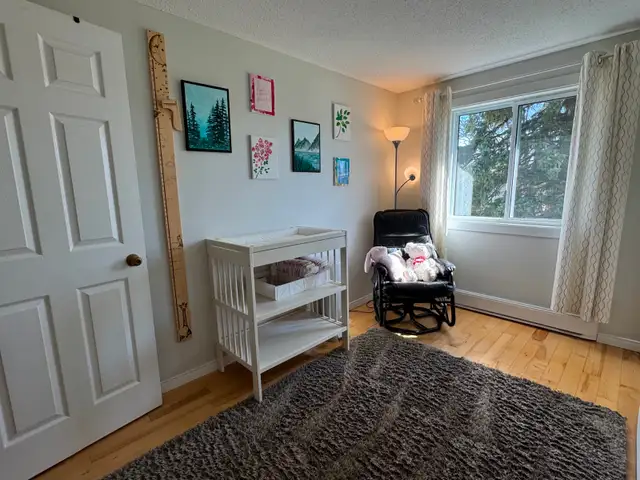 New Listing  ||  21B Woodvale Green (3 Bed / 2 Bath) - $329,000 - Photo 8