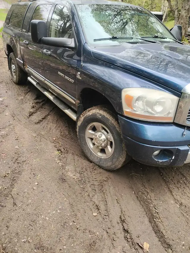 2006 DODGE CUMMINS 4X4 - Photo 2