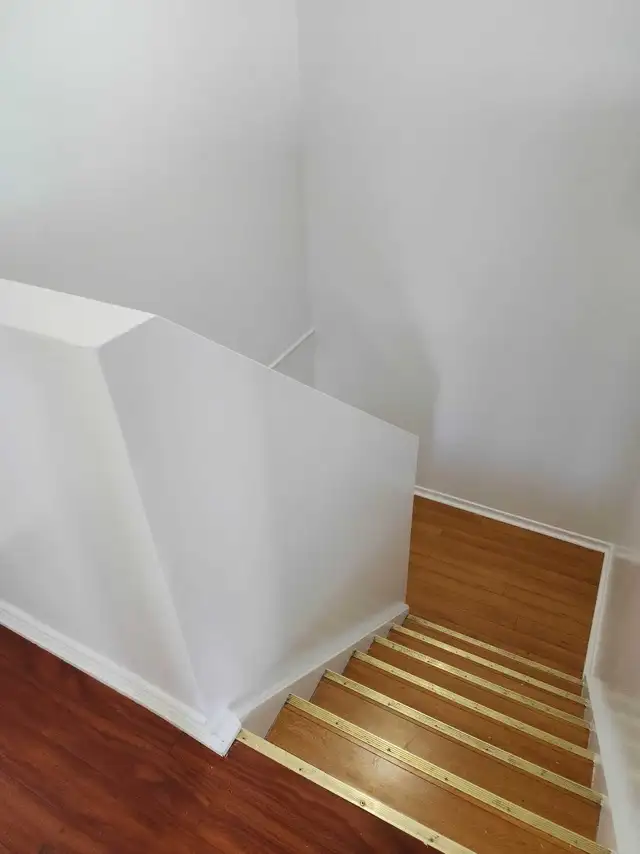 $2500 - 3 Bedroom Upper Level Semi Brampton - Photo 3