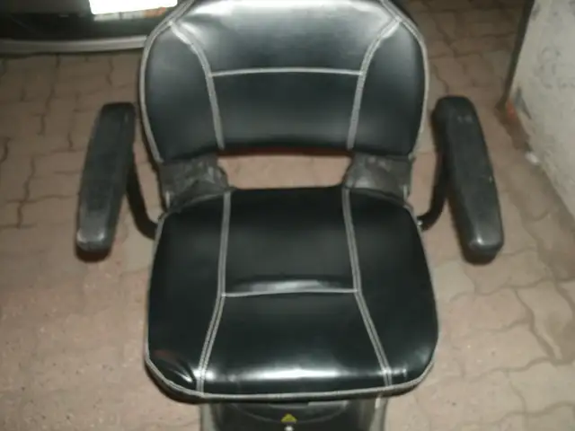 INVACARE COLIBRI MOBILITY SCOOTER - Photo 5
