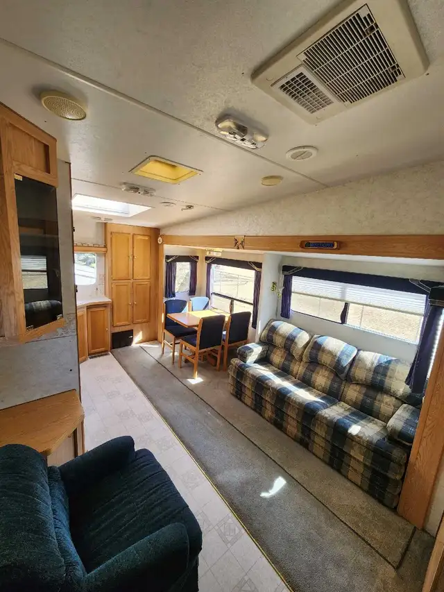 2002 Kustom Coach Fifth Wheel 27Ft - Photo 4