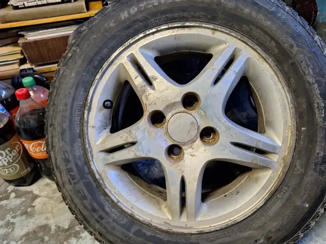 4 NICE MAGS FOR TOYOTA ECHO... 175 65 R14 - Photo 2