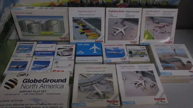 Herpa Wings Model Airport, Planes & Accessories - $300 - Photo 9