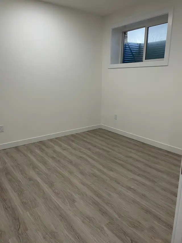 New 2 Bedroom Basement - Photo 9