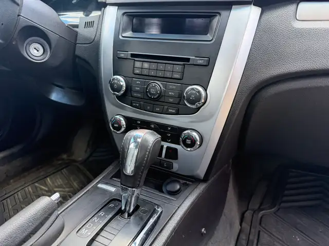 2012 Ford Fusion SEL AWD 3.0L - Photo 4