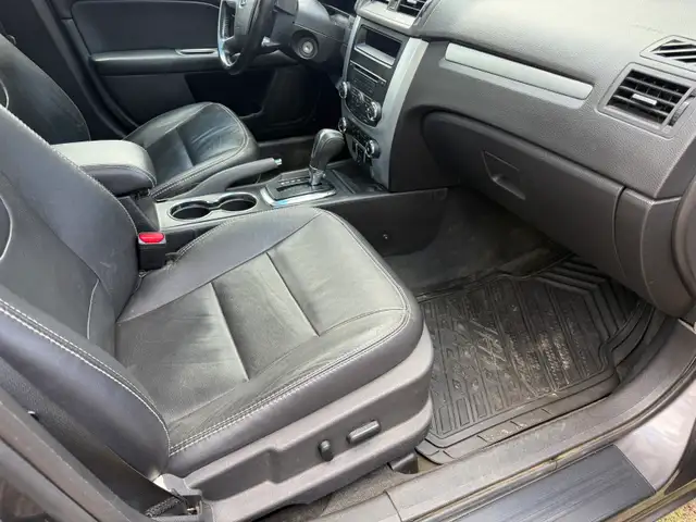 2012 Ford Fusion SEL AWD 3.0L - Photo 10