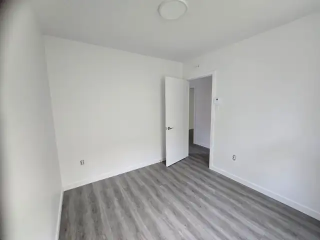 5 1/2 appartement à louer / for rent - Photo 5