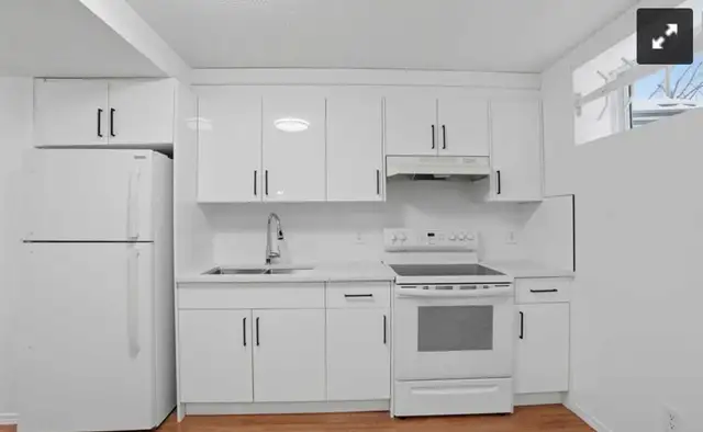 Basement for rent - Photo 4