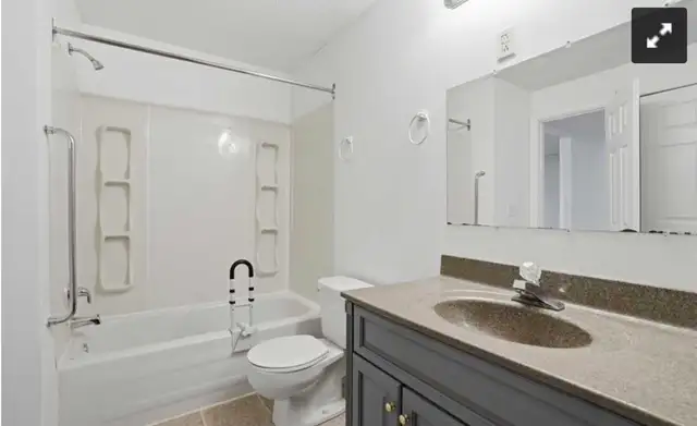 Basement for rent - Photo 5