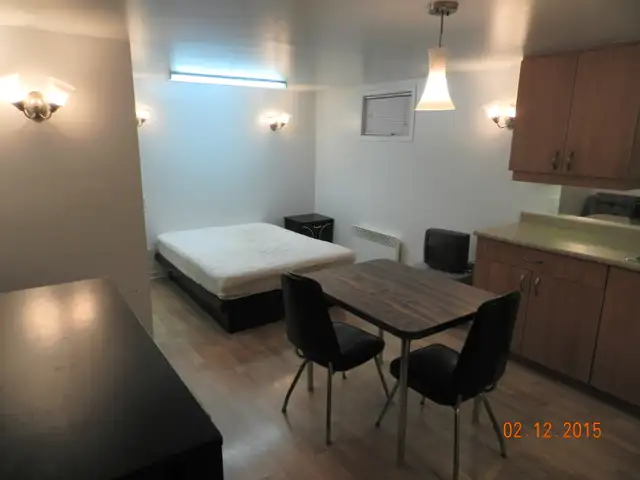 Loft 1 1/2, chambre avec commodités, dans maison privée - Photo 6
