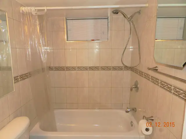 Loft 1 1/2, chambre avec commodités, dans maison privée - Photo 7