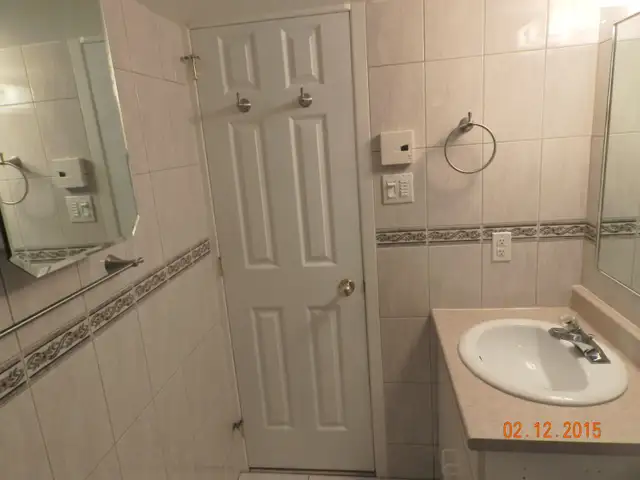 Loft 1 1/2, chambre avec commodités, dans maison privée - Photo 9