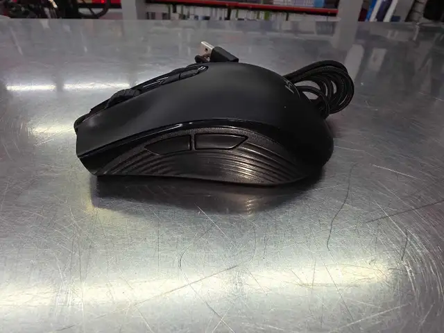 souris Hyperx filaire - Photo 2