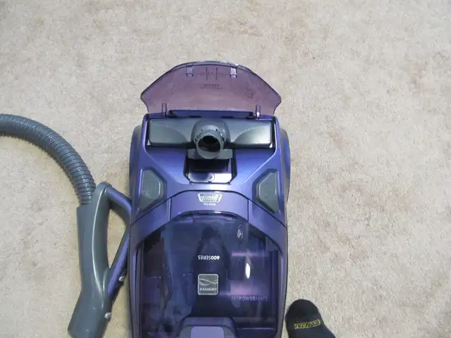 KENMORE HEPA Vacuum 600 Series - Photo 3