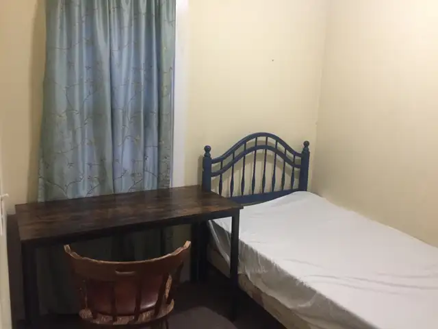 Walk to University, The room for rent.