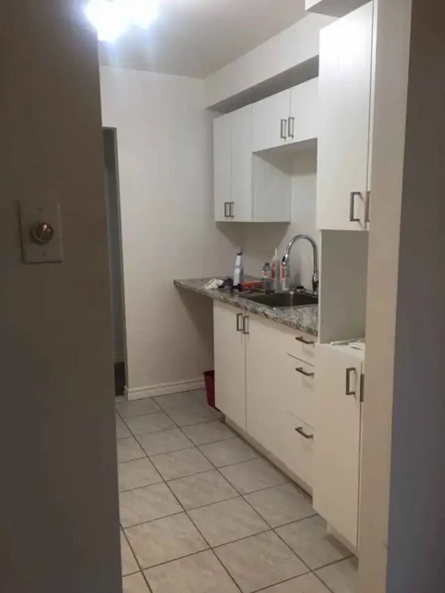 Appartement 3 et demi tres propre a louer pour $1200 par mois! - Photo 4