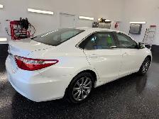 2016 Toyota Camry XLE - Photo 5