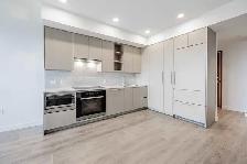 Leslie - Sheppard Luxurious North York Two Bedrooms Condo Rent - Photo 4