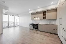 Leslie - Sheppard Luxurious North York Two Bedrooms Condo Rent - Photo 5