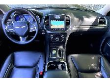 2019 Chrysler 300 300 Touring L | Heated Leather Panoroof | RWD - Photo 15