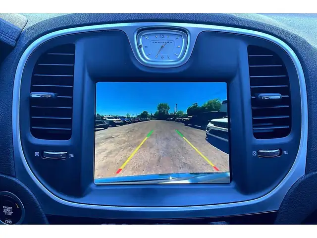 2019 Chrysler 300 300 Touring L | Heated Leather Panoroof | RWD - Photo 21