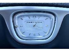 2019 Chrysler 300 300 Touring L | Heated Leather Panoroof | RWD - Photo 22