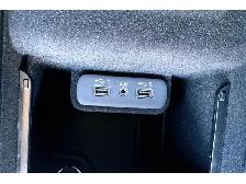 2019 Chrysler 300 300 Touring L | Heated Leather Panoroof | RWD - Photo 24