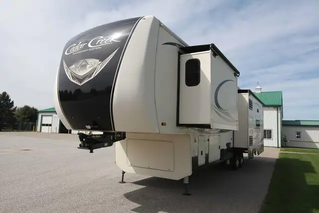 2019 Forest River Cedar Creek 36CK2 Hathaway - Photo 2