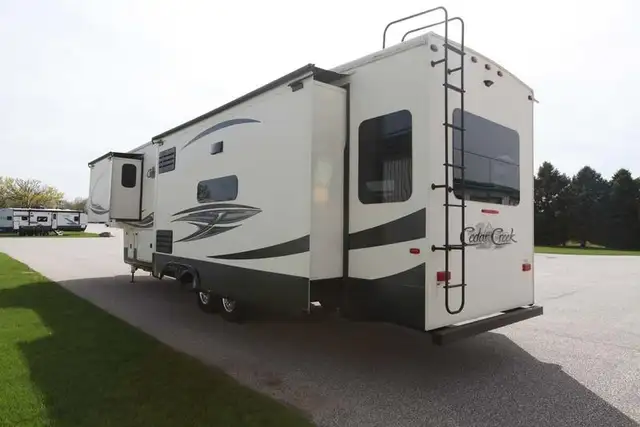 2019 Forest River Cedar Creek 36CK2 Hathaway - Photo 3