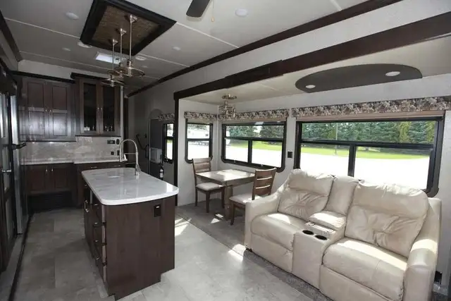 2019 Forest River Cedar Creek 36CK2 Hathaway - Photo 32