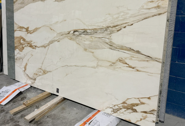 Big Black Quartz Countertop 437-522-8447