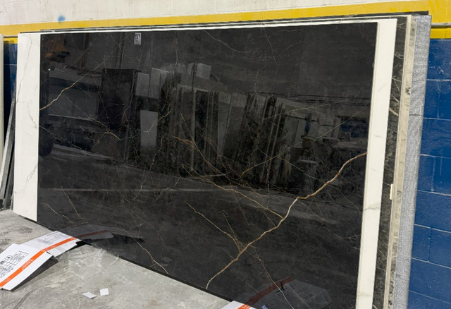Big Black Quartz Countertop 437-522-8447 - Photo 2