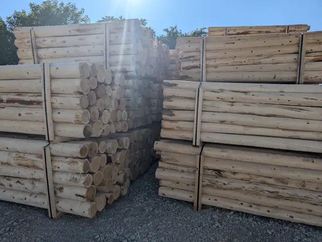 Brand new cedar posts 3-4-5-6- 8-inch. Copetown - Photo 2