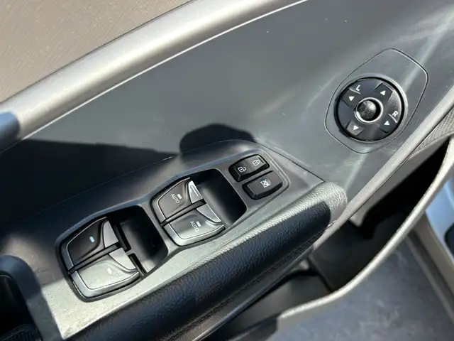 2018 HYUNDAI SANTA FE SPORT LIMITED - SUNROOF - COOLED STS - NAV - Photo 17