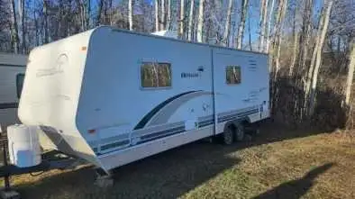 2006 okanagan eclipse hardwall  26'