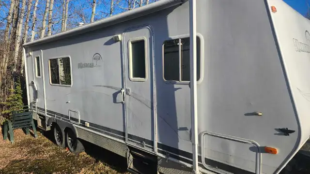 2006 okanagan eclipse hardwall  26' - Photo 2