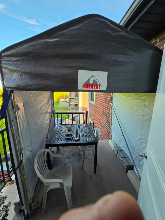 4 Lifetime 4FT Table ADJUSTABLE $300.00 TEMPO 6X8 WITH FRAME150$ - Photo 3