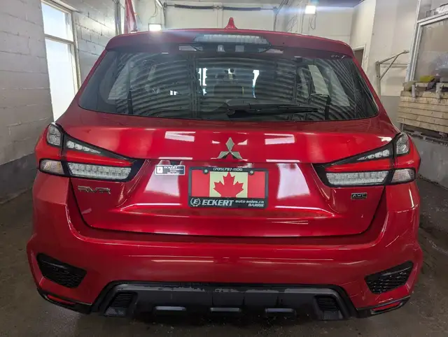 2022 Mitsubishi RVR ES AWD  SPORTY LOOKING SUV! - Photo 6