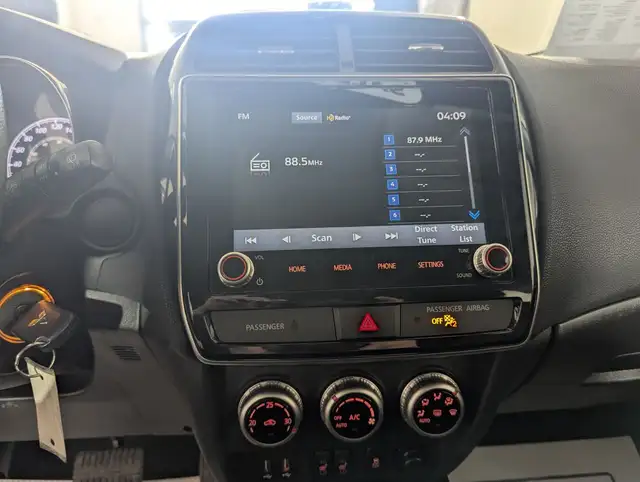 2022 Mitsubishi RVR ES AWD  SPORTY LOOKING SUV! - Photo 14