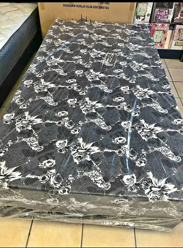 Single Twin Foam Sleep Layer Included - Photo 2
