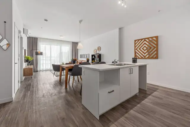 3 ½ Logement avec Piscine & Gym – Châteauguay – Libre Maintenant - Photo 4