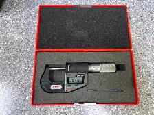 Starrett 3662 0-1" Digital Micrometer With Case