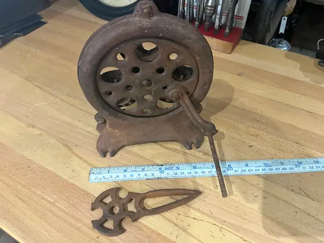 Antique 1911 The New Era Rope Machine - Photo 3