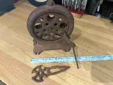 Antique 1911 The New Era Rope Machine - Photo 3