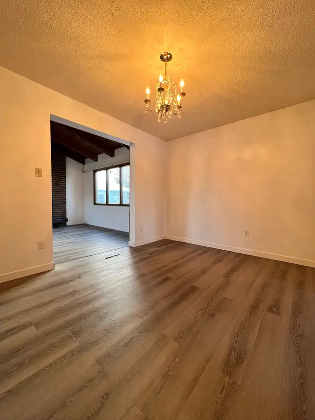 5 Bedroom single house two story near southgate - Photo 4