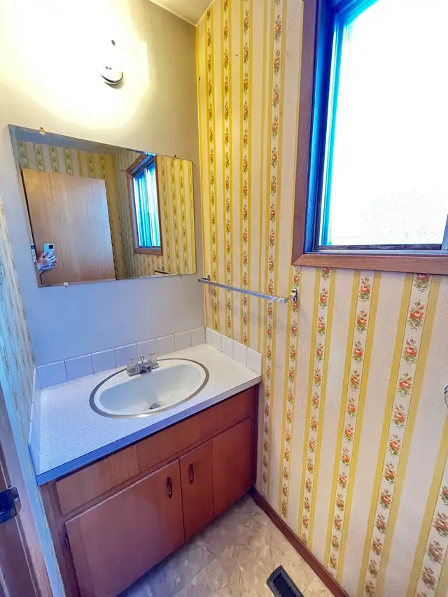 5 Bedroom single house two story near southgate - Photo 9