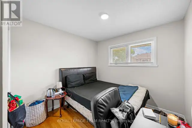 Fisher Heights Single House A Room on Main Floor $900/month Now - Photo 6