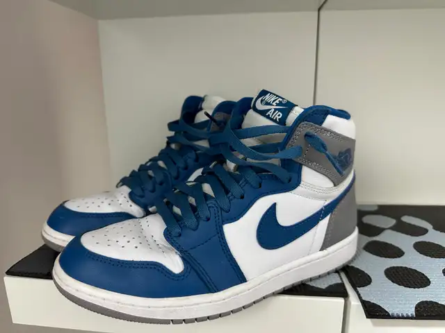 Jordan 1 Highs OG True Blue - Photo 2