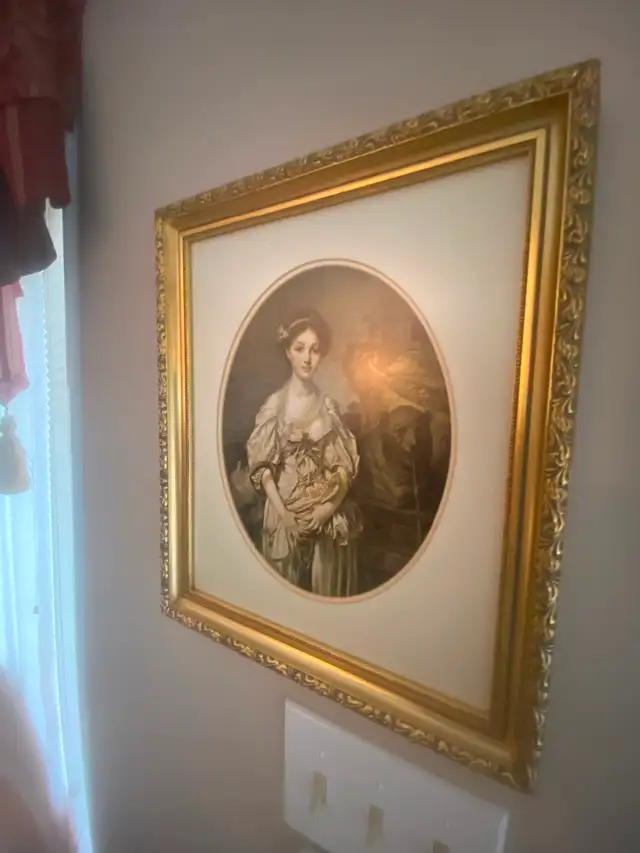 Pictures & Home Decor - Photo 9